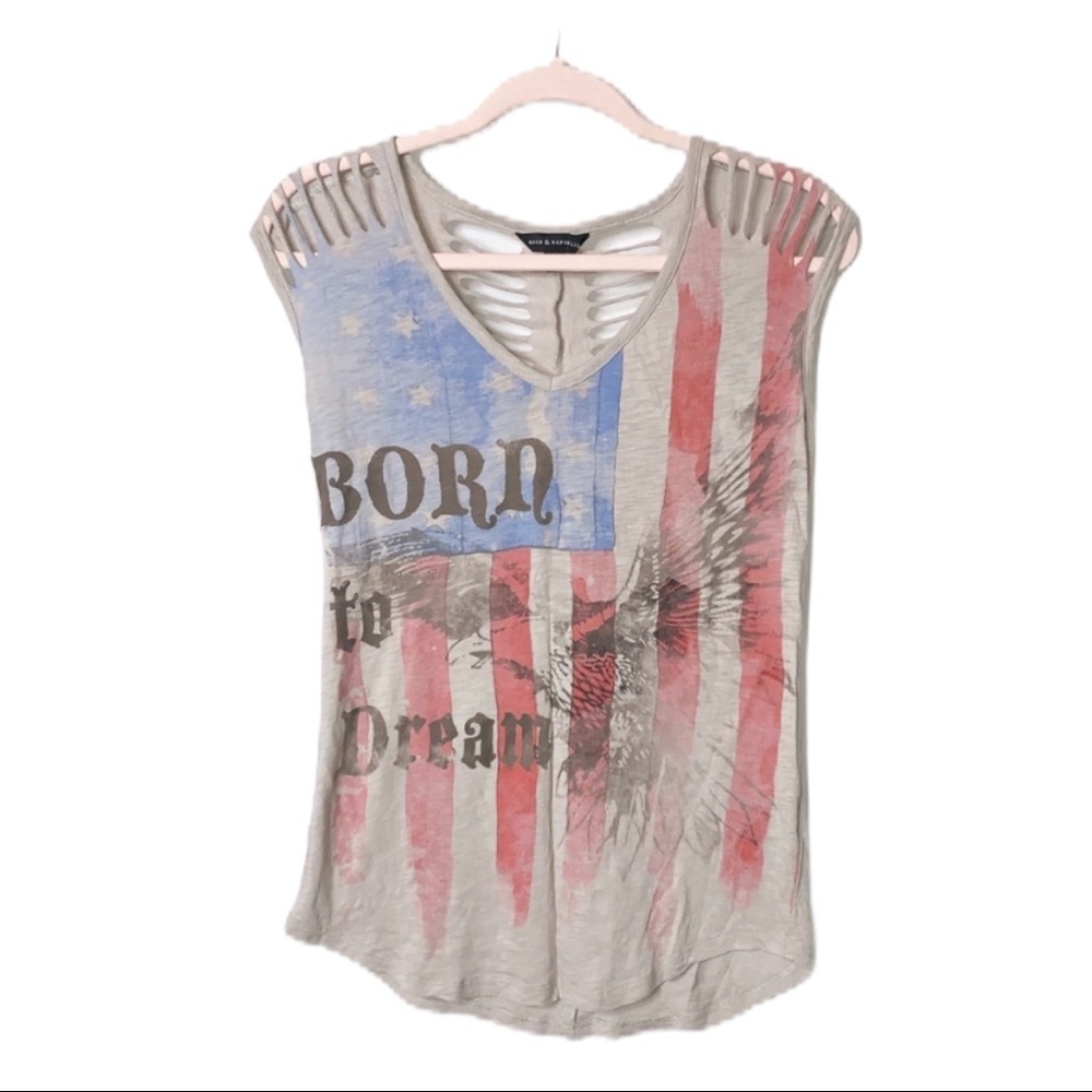 ROCK & REPUBLIC Born to Dream Shredded Tee XS